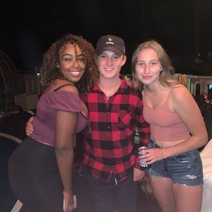 Meet your Posher, Emma